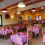 호텔 Logis Le Val De Vence Launois-sur-Vence
