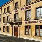 Logis Le Val De Vence 호텔