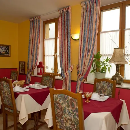 Logis Le Val De Vence