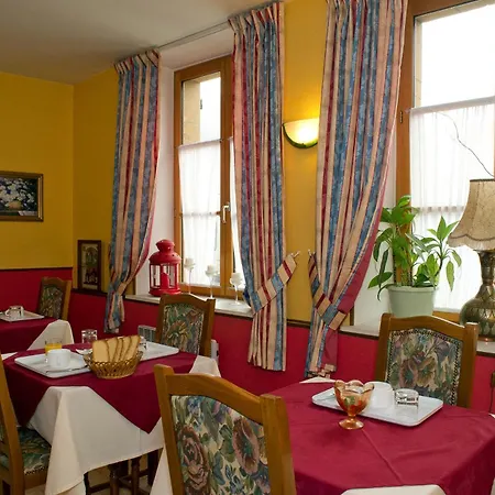 Hotel Logis Le Val De Vence