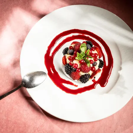 Logis Le Val De Vence Hotel *