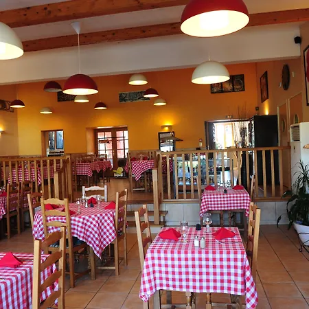 Logis Le Val De Vence Hotel Launois-sur-Vence