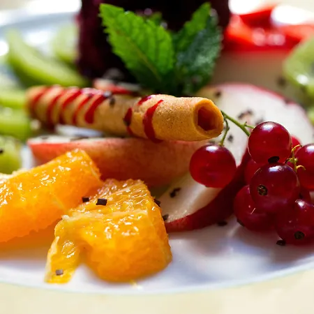 Logis Le Val De Vence Hotel Launois-sur-Vence