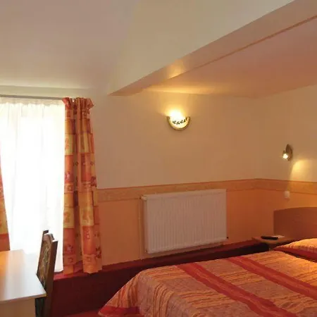 Hotel Logis Le Val De Vence Launois-sur-Vence