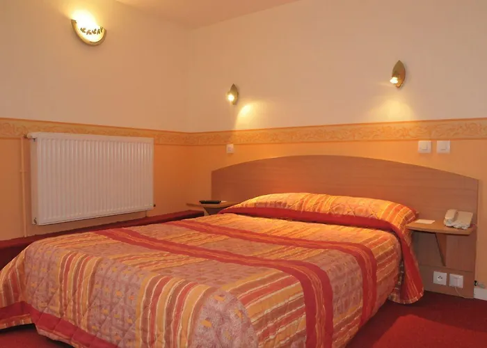 Logis Le Val De Vence Launois-sur-Vence